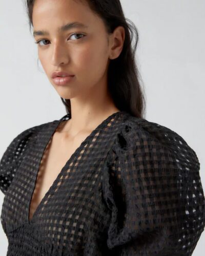 Black check texture shirt